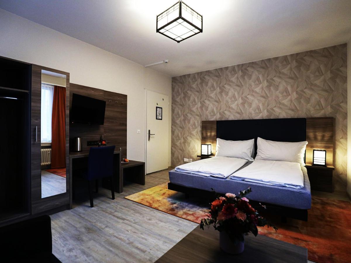 Deluxe Double Room,1516390318:JPEG