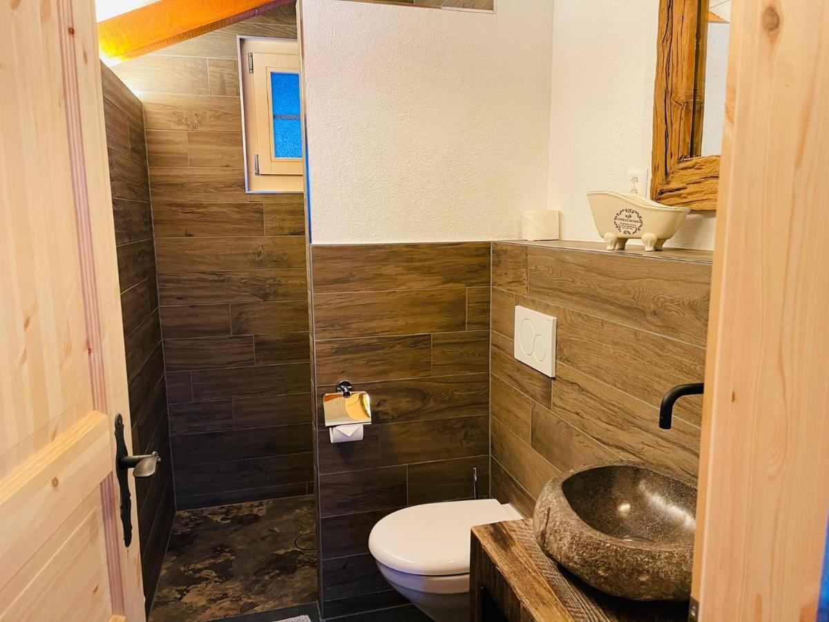 One-Bedroom Chalet,1533775396:JPEG