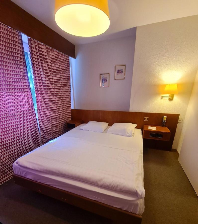 Double Room,1137083809:JPEG