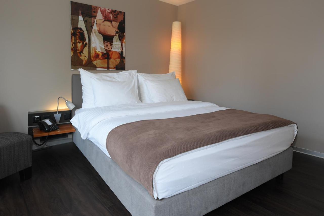 Double Room,1268559598:JPEG