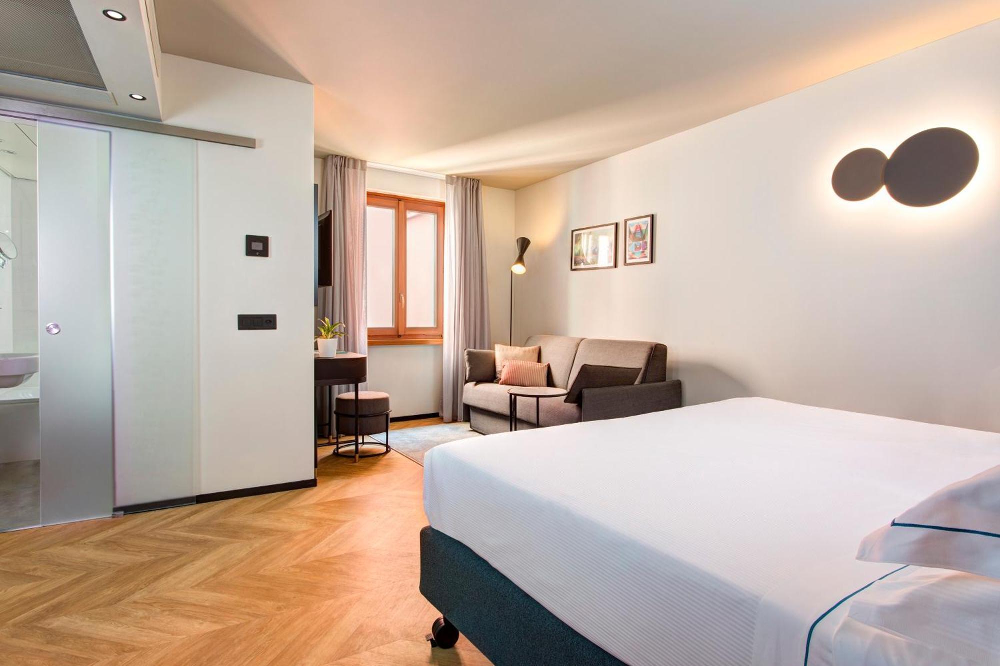 Smart Double Room,1365982610:JPEG