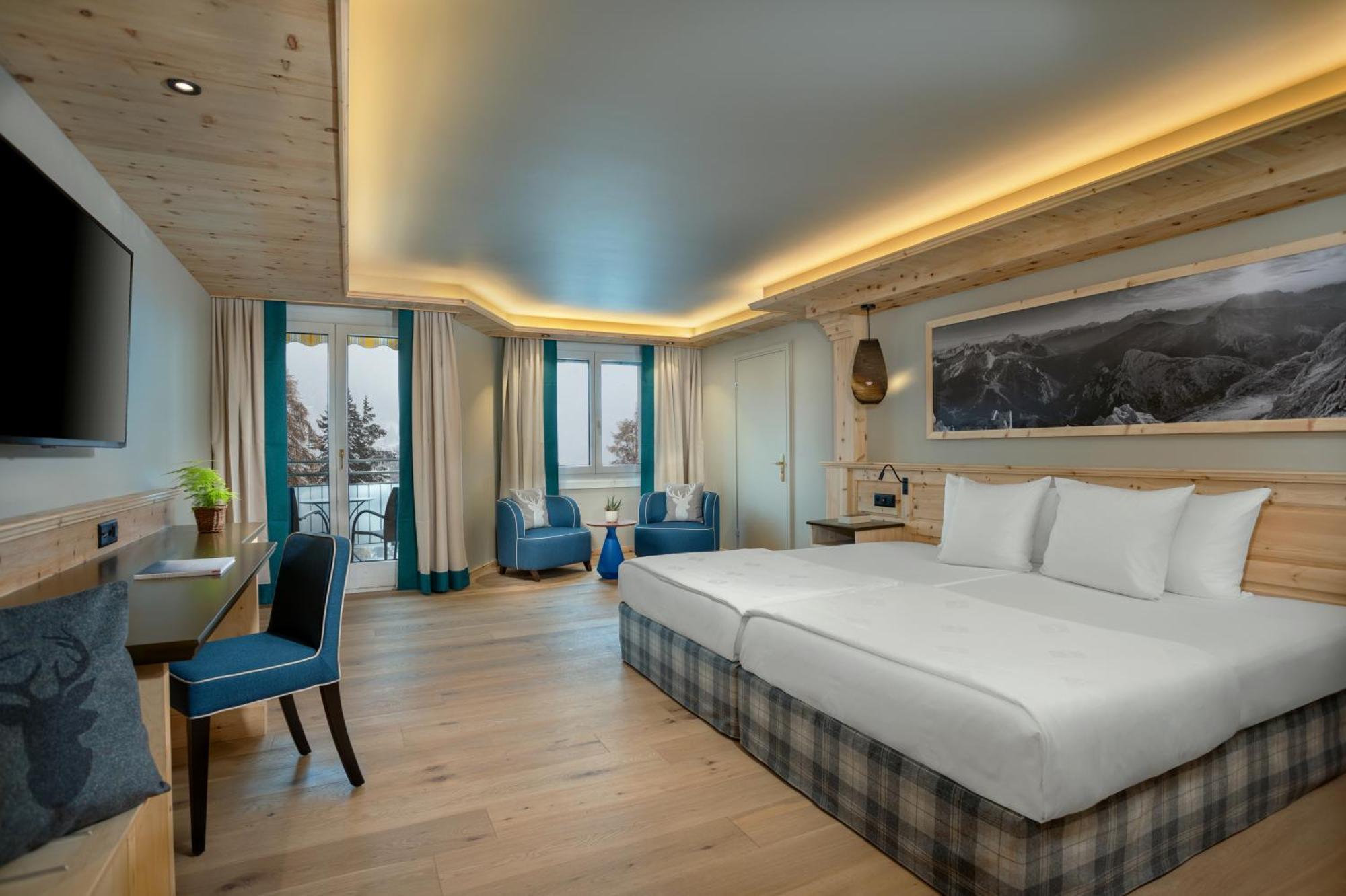 Deluxe Room,1613411111:JPEG