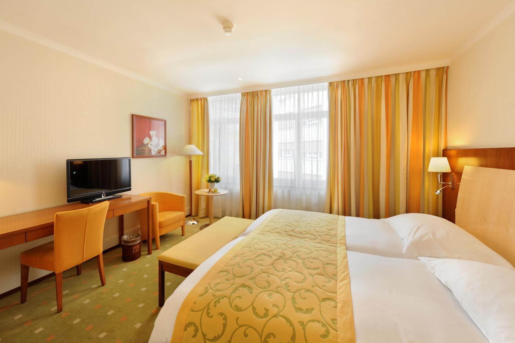 Double Room,1598395602:JPEG