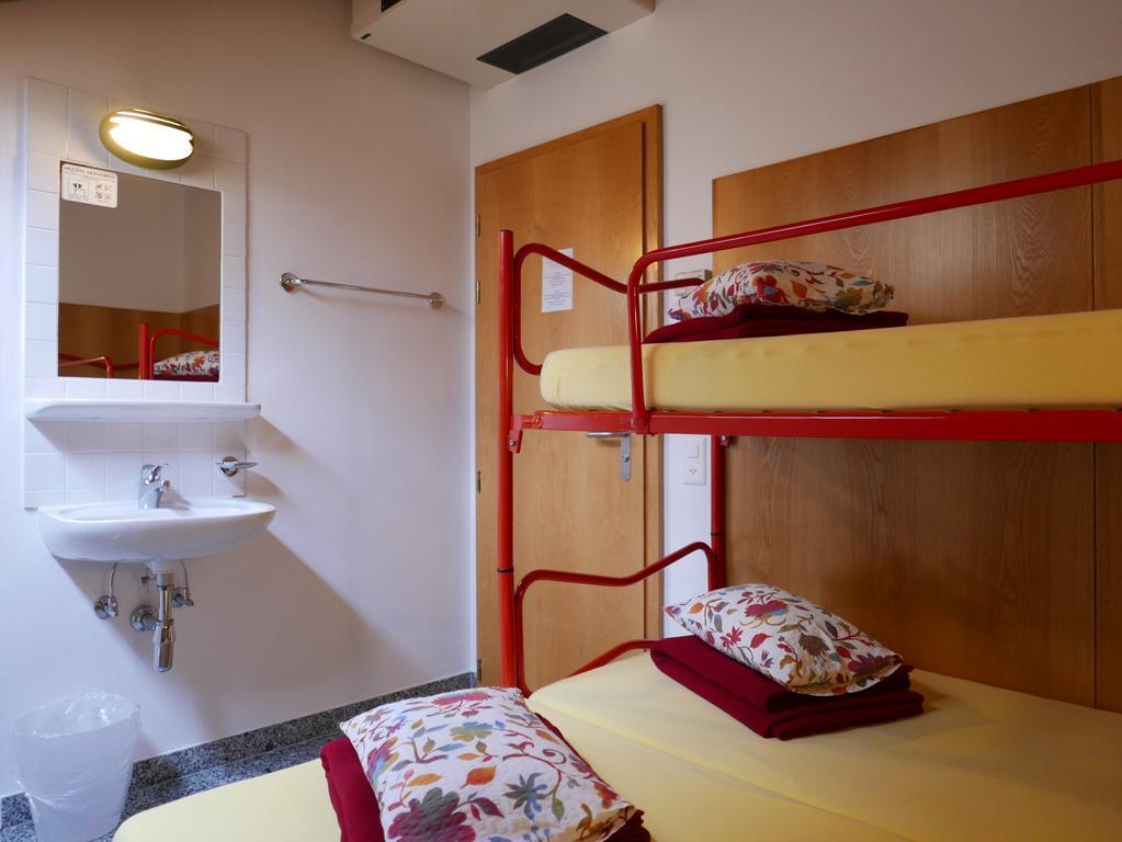 Private Dormitory Room,331693597:JPEG