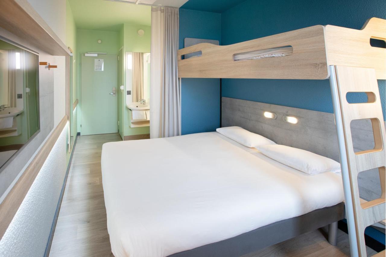 Triple Room with a Double Bed and a Bunk Bed