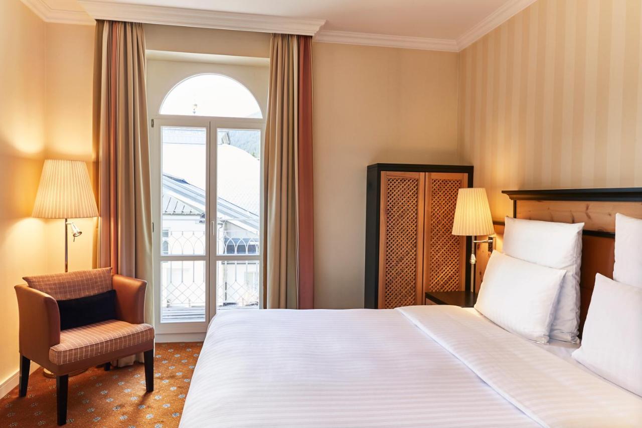 Deluxe Suite,925452388:JPEG