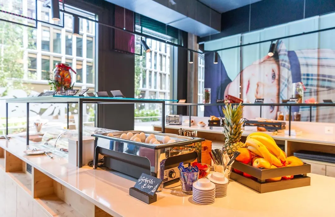 Meininger Hotel Zuerich Greencity-1