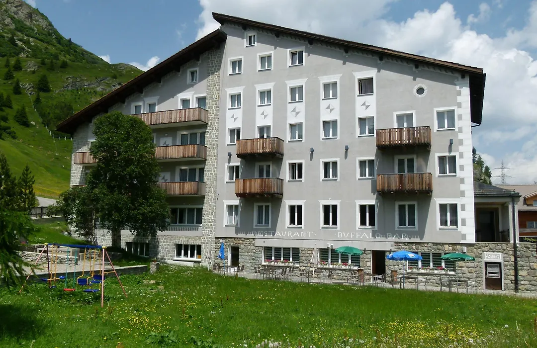 Hotel Grischuna-1