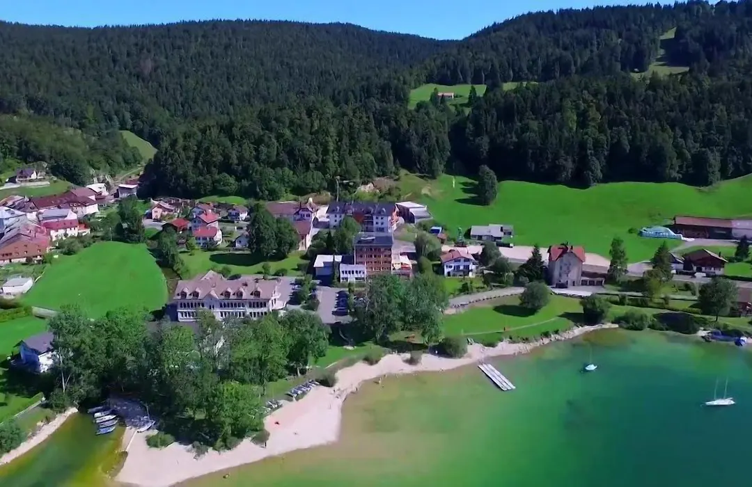 Hotel De Ville - La Baie Du Lac-1