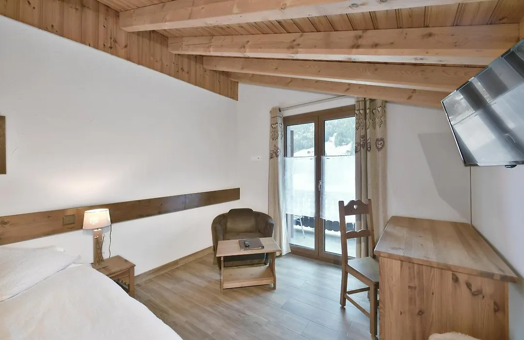 Hotel Le Chamois-1