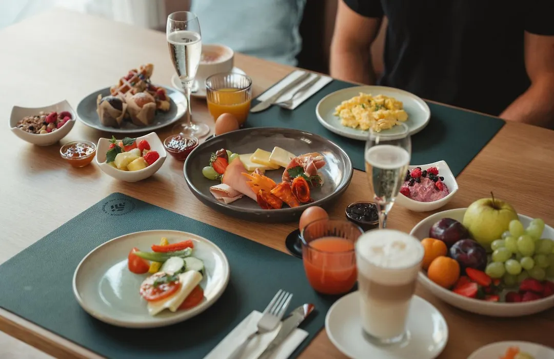 The Phoenix Fitness Hotel & Free Spa Access At Alpen Resort-1