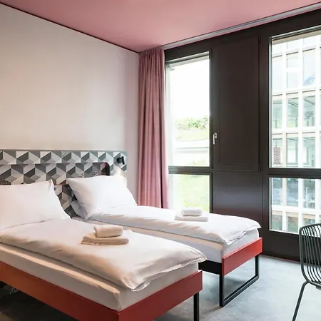 Meininger Hotel Zuerich Greencity-2