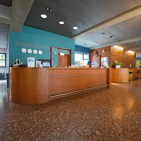Zurich Youth Hostel-2