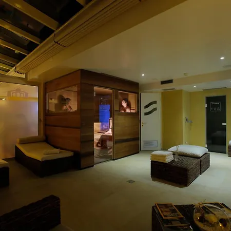 Astra Vevey Hotel & Restaurant-3
