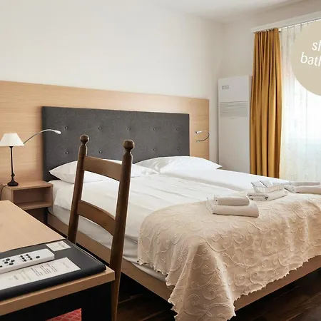 Hotel Polo-3