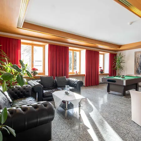 Hotel Grischuna-2