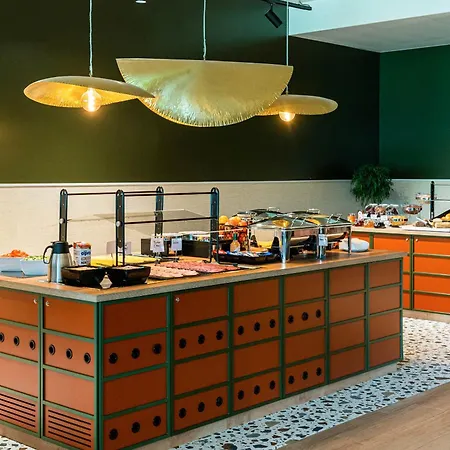B&B Hotel Geneva Airport-2
