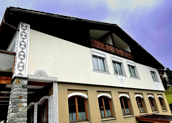 Arlos - - Restaurant - Bar