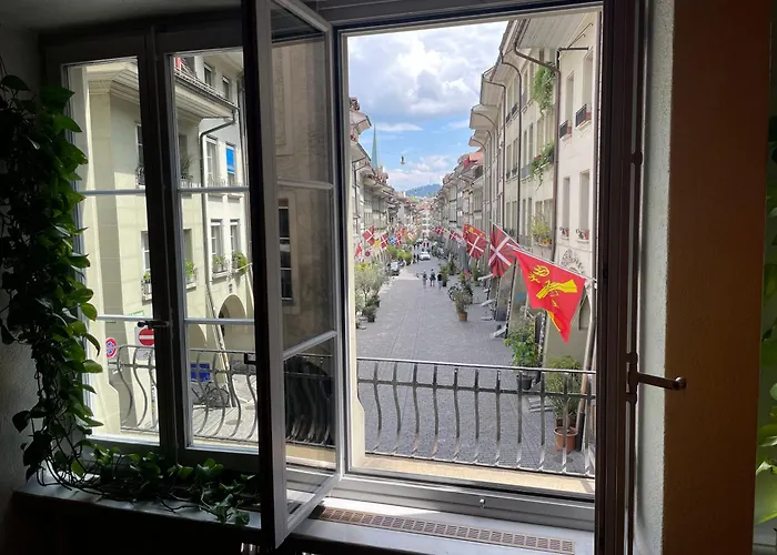 Bern Backpackers Glocke