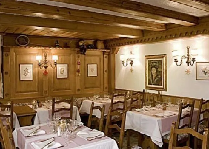 Petit Helvetia Budget Hotel Zermatt