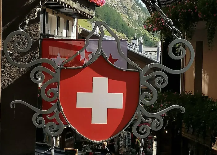 Petit Helvetia Budget