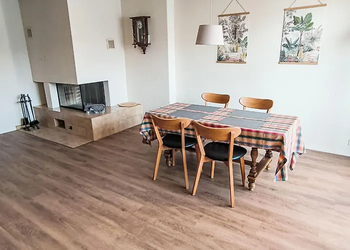 10 By Interhome