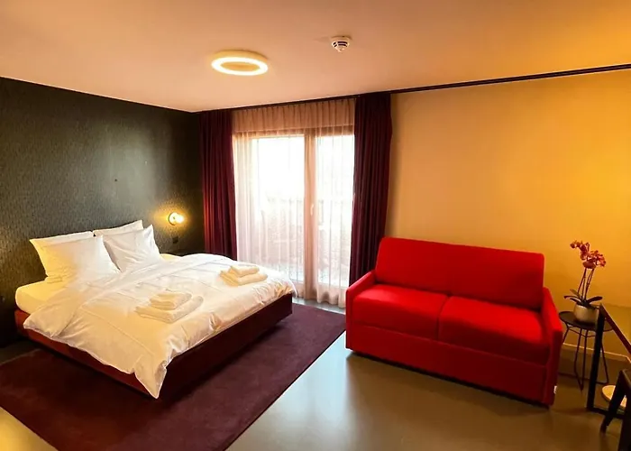Bloom Boutique & Lounge Basel