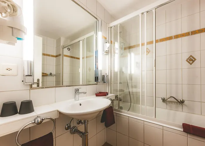 Hotel Alfa Superieur - Leukerbad-Therme