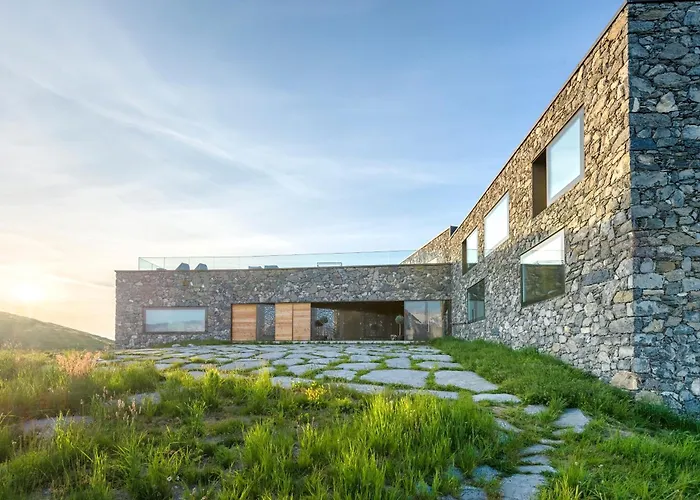 Chetzeron Mountain Boutique Hotel